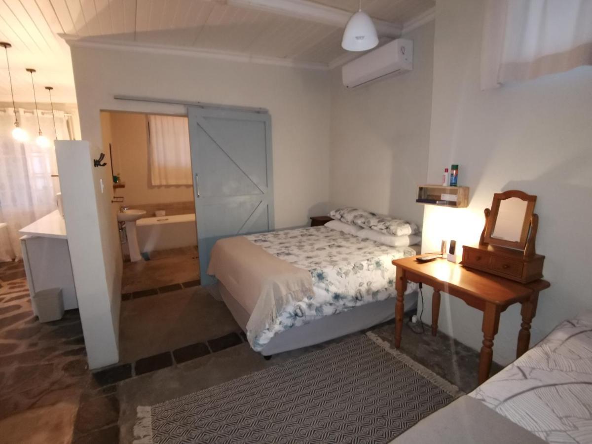 Macnut Bed And Breakfast Mbombela Eksteriør bilde