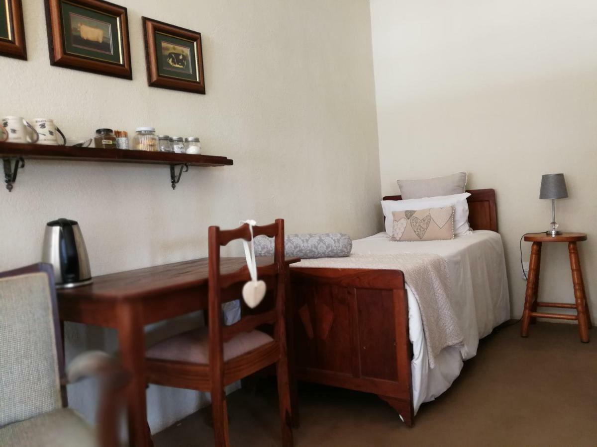 Macnut Bed And Breakfast Mbombela Eksteriør bilde
